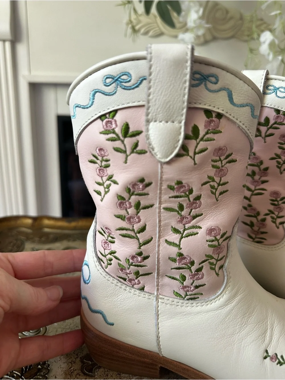 Mini Rosemary Cowgirl Boots in Cream & Pink